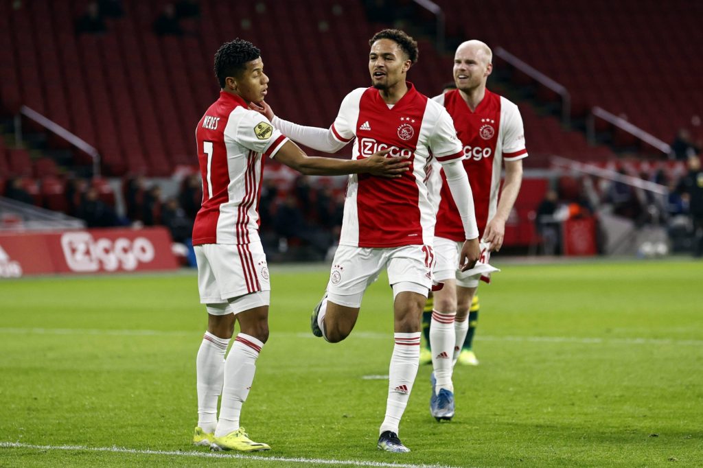 ajax utrecht kijken